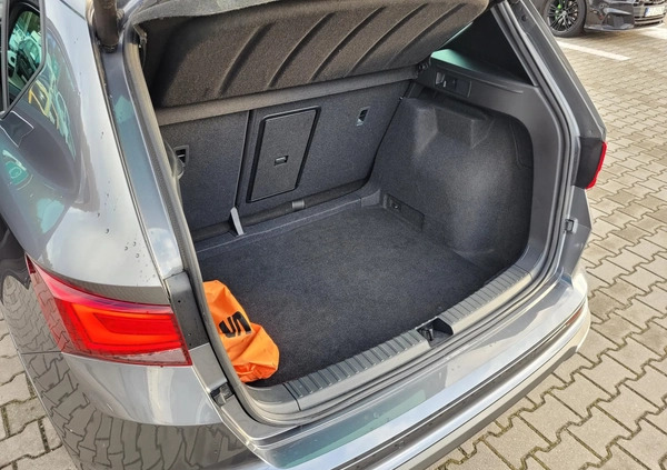 Seat Ateca cena 142900 przebieg: 33000, rok produkcji 2022 z Nieszawa małe 326